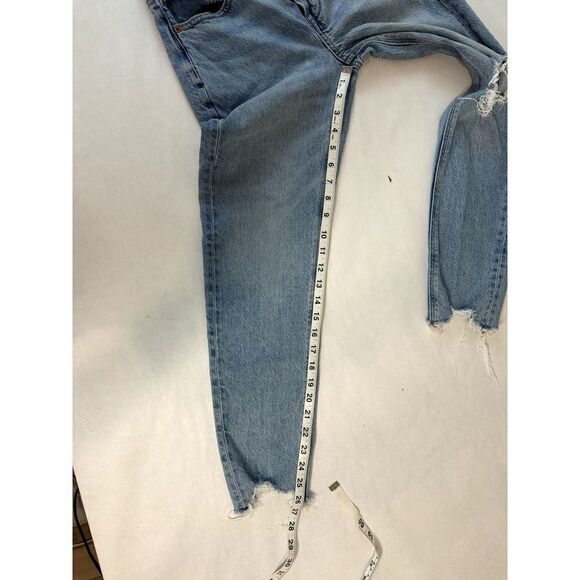 American Eagle Jeans 90s Skinny Distressed Light Wash - Size 0 - Picture 7 of 10